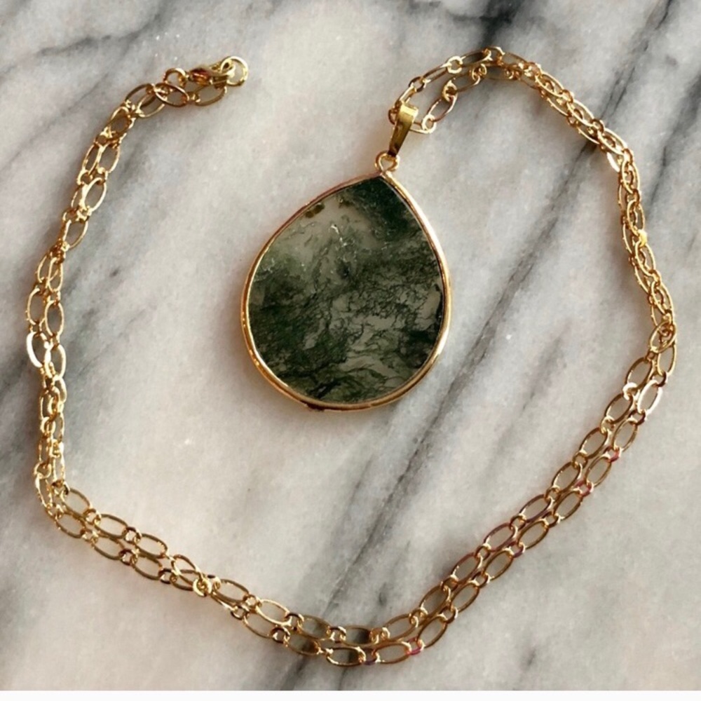 2 LEFT!🎋18k Gold Moss Agate Necklace - Picture 4 of 5